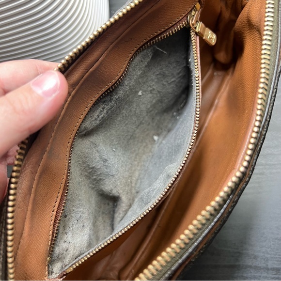 VTG Louis Vuitton Monogram Leather Clutch(Wear, Cracking, Peeling, Darkening) - Picture 13 of 15